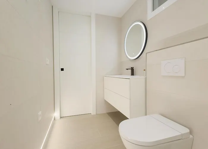 Appartamento Renovated With Garden And Direct Access, East Marbella
