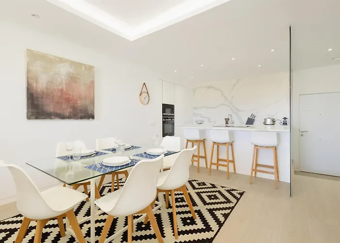 Appartamento Renovated With Garden And Direct Access, East