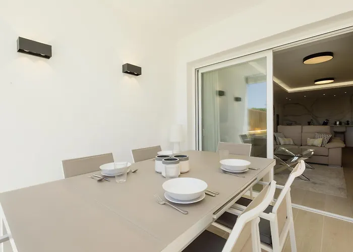Renovated With Garden And Direct Access, East Appartamento *