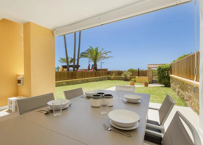 Appartamento Renovated With Garden And Direct Access, East