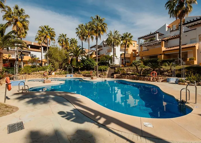 Renovated With Garden And Direct Access, East Appartamento